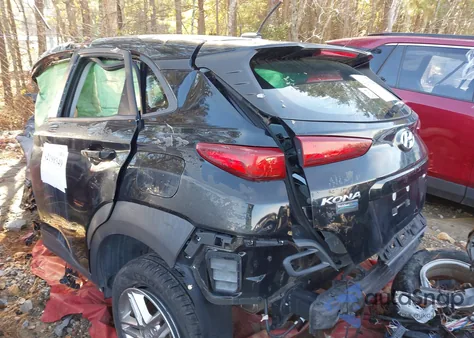 2021 Hyundai Kona Se z USA, uszkodzony, nr VIN KM8K12AA3MU637032